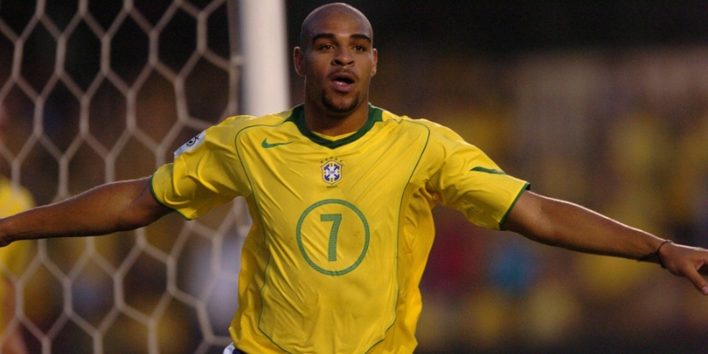 Adrian là niềm hy vong kế thừa những đàn anh của mình tại đội tuyển quốc gia Brazil