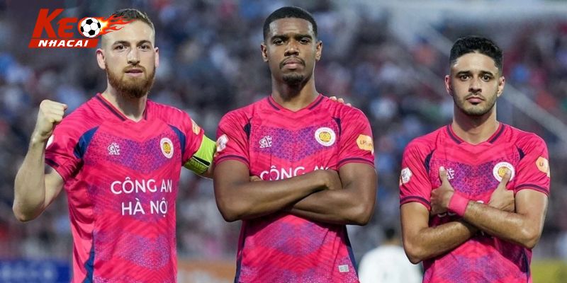 Bình Định đấu với CAHN