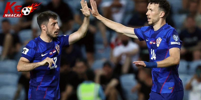 Gibraltar đấu với Croatia: Croatia tấn công và ghi bàn dồn dập