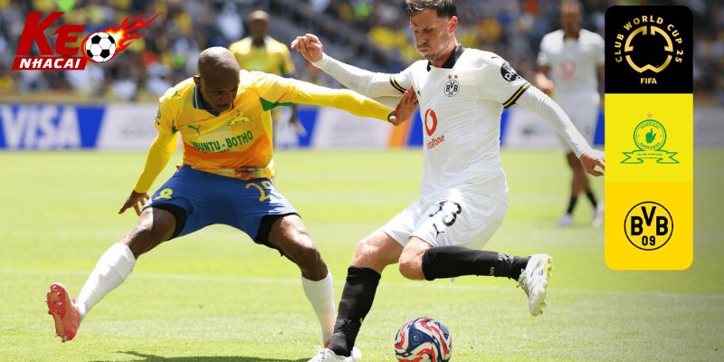 Trận Sundowns đấu với Dortmund diễn ra căng thẳng