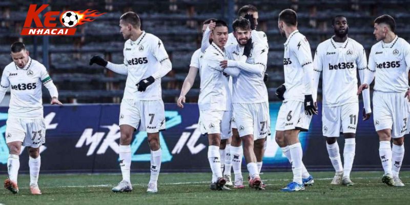 Chung Nguyen Do sang V League