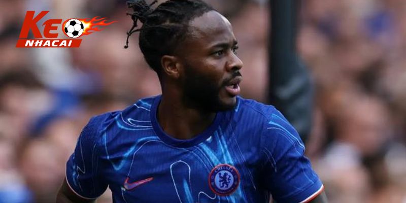 Chelsea muốn bán, Napoli chỉ muốn mượn